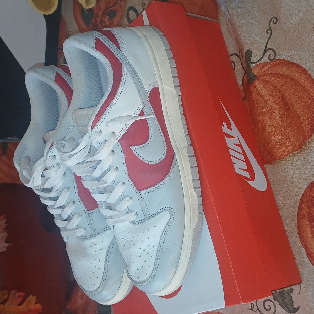 Nike Dunk Low Retro Phantom/ LT Iron Ore-Gym Red